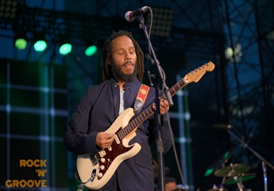 Luminato  David Pecaut Square  Toronto  2014-06-14